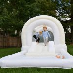 DayDreamer Creamsicle Bounce House with ball pit