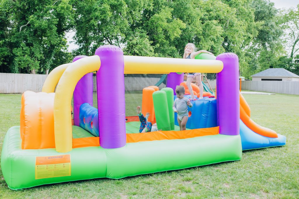 obstacle pro-racer bounce house with dual slides